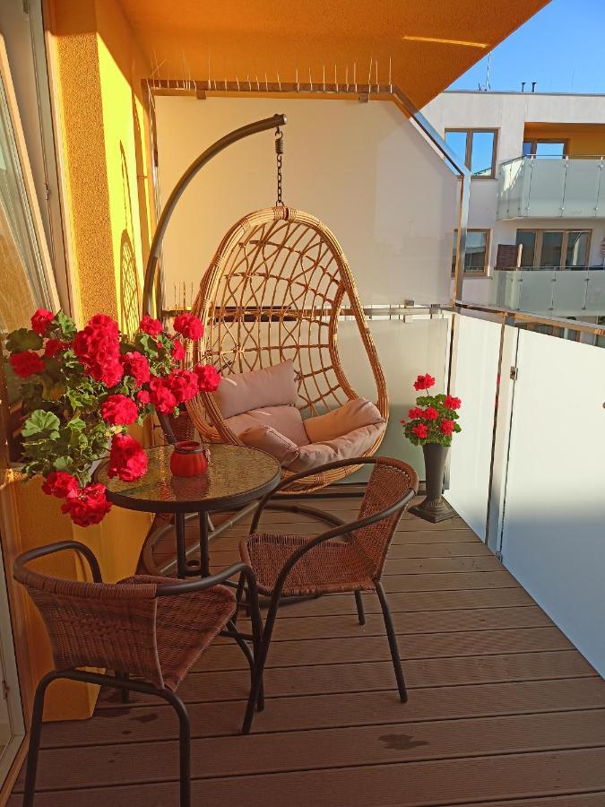 Apartament Fala-Miodowy Dom Kolobrzeg Exterior photo